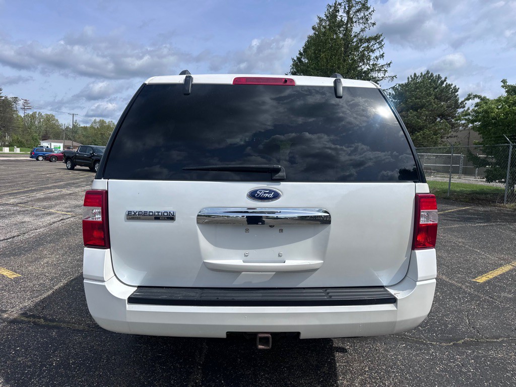2010 Ford Expedition Image 6