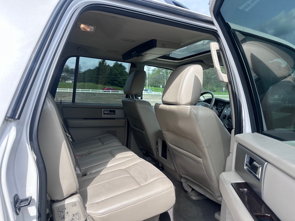 2010 Ford Expedition Image 11