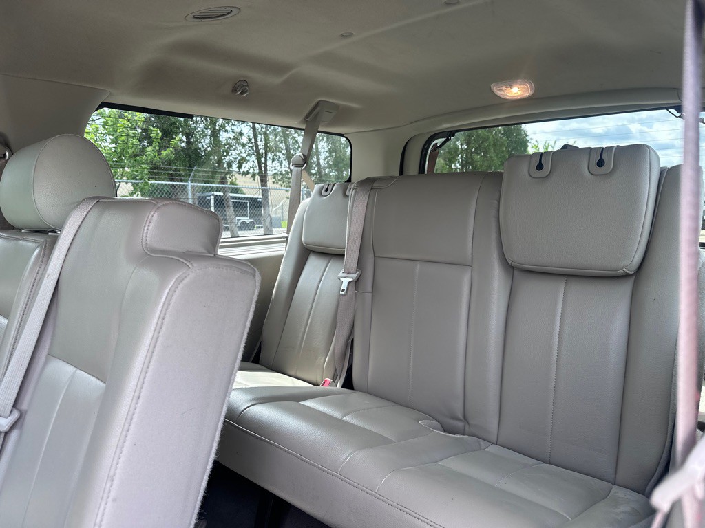 2010 Ford Expedition Image 13