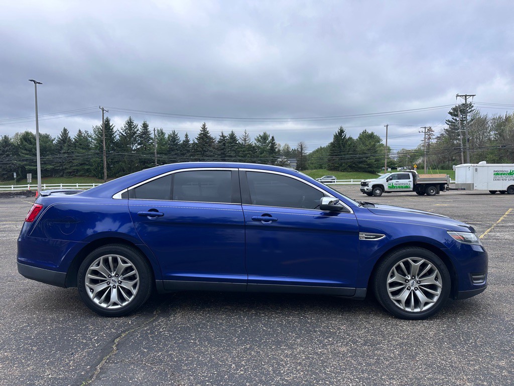 2015 Ford Taurus Image 6