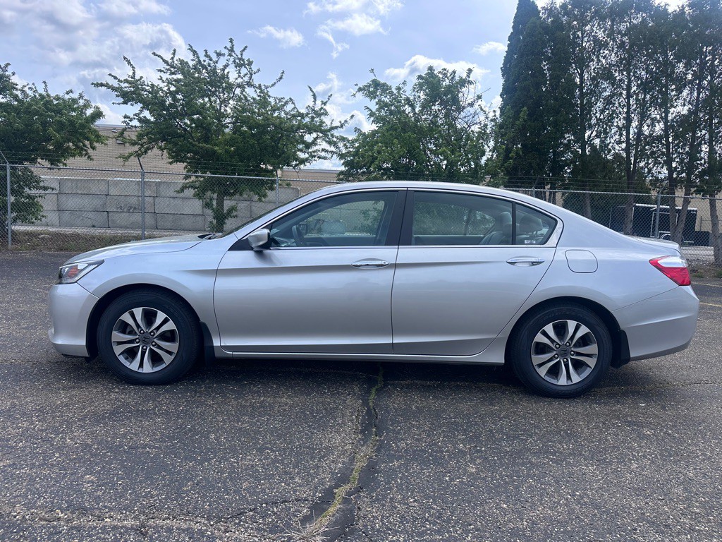 2014 Honda Accord Image 2