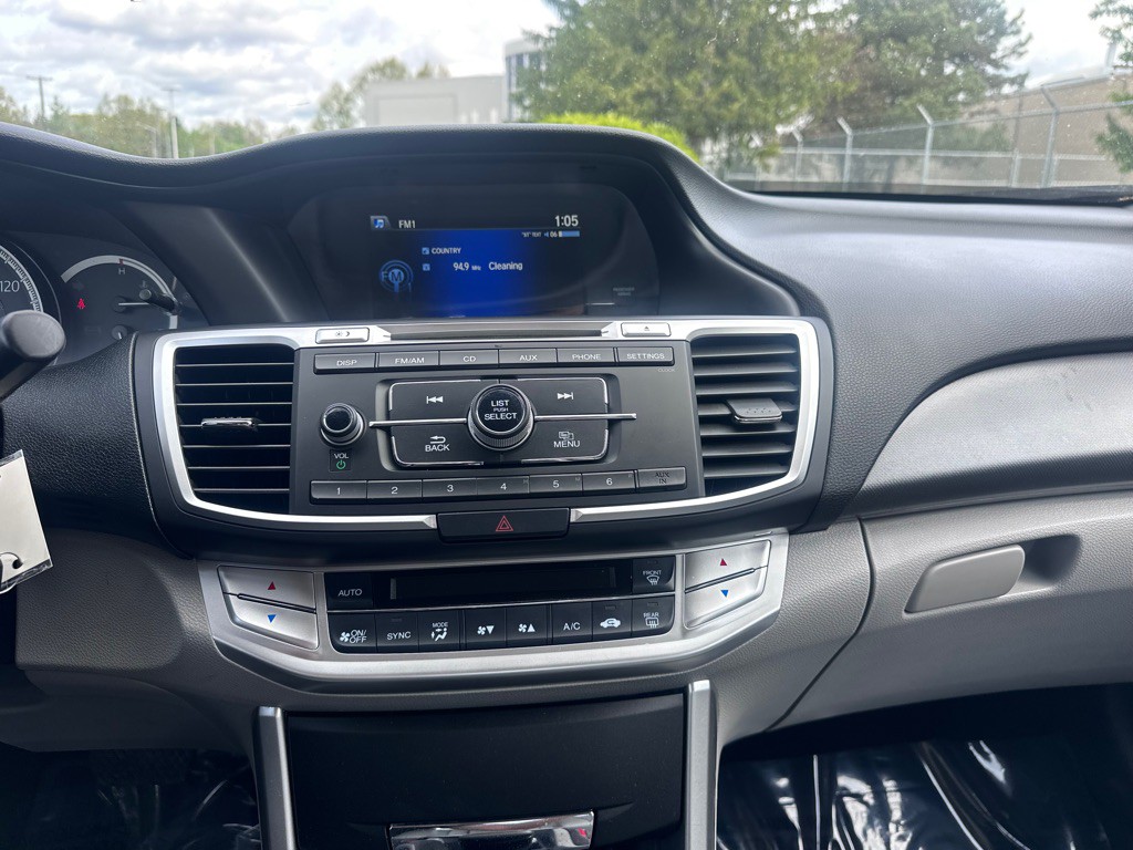 2014 Honda Accord Image 14
