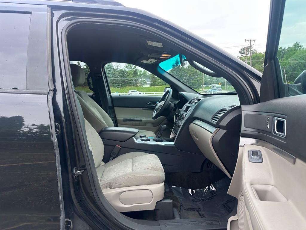 2014 Ford Explorer Image 12