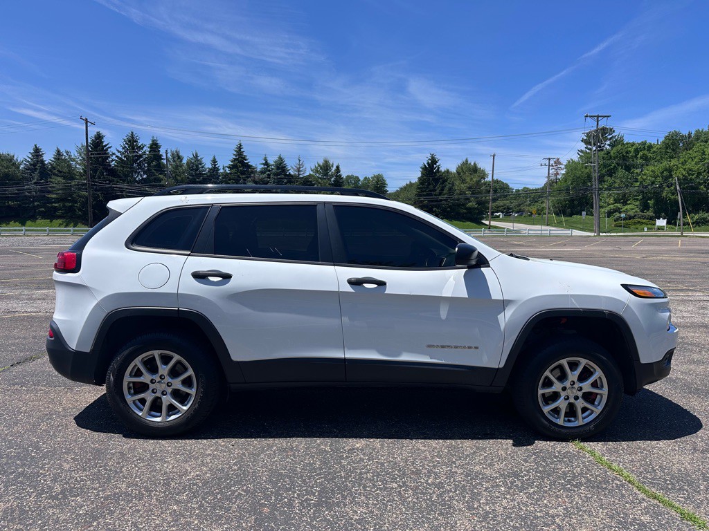 2016 Jeep Cherokee Image 4