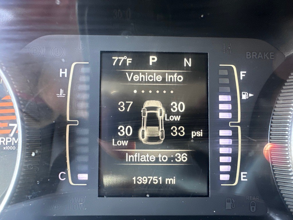 2016 Jeep Cherokee Image 14