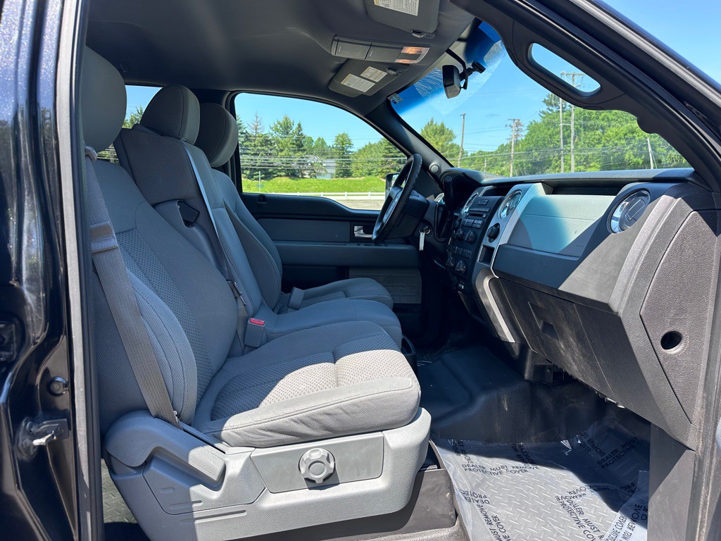 2014 Ford F-150 Image 9