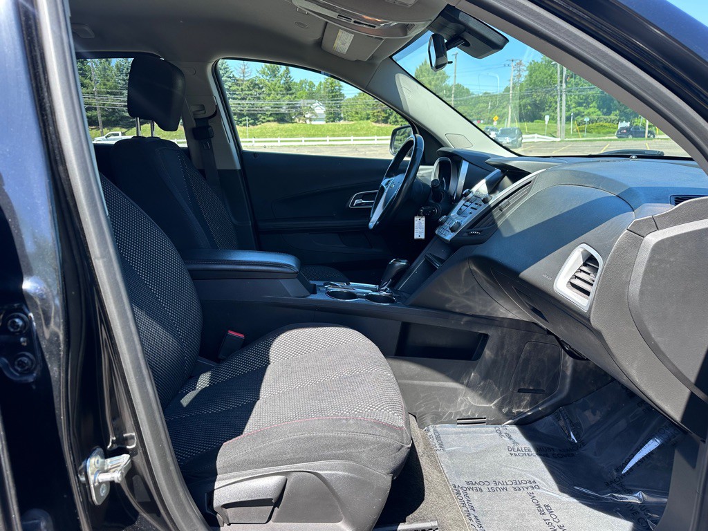 2017 Chevrolet Equinox Image 8