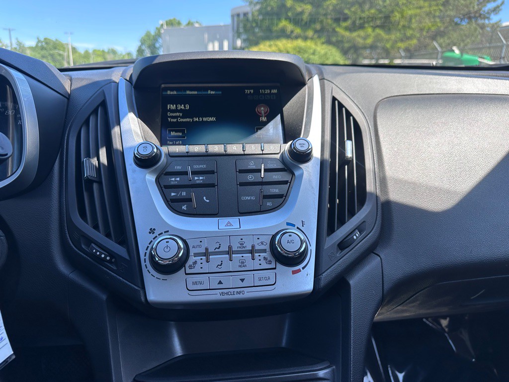 2017 Chevrolet Equinox Image 13