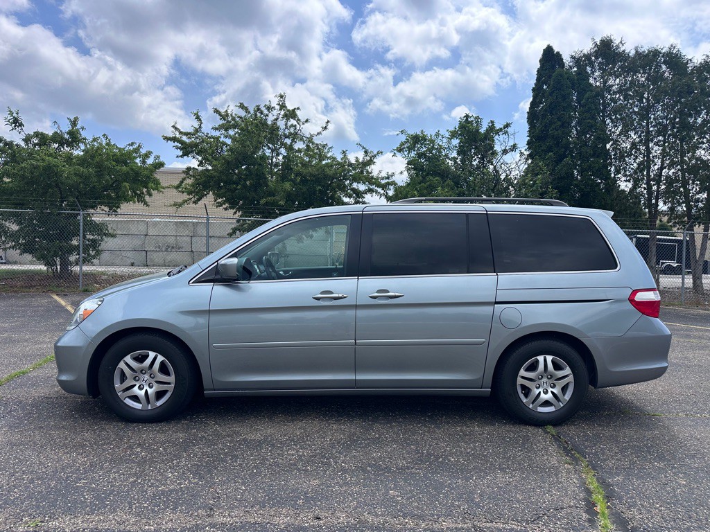 2006 Honda Odyssey Image 2