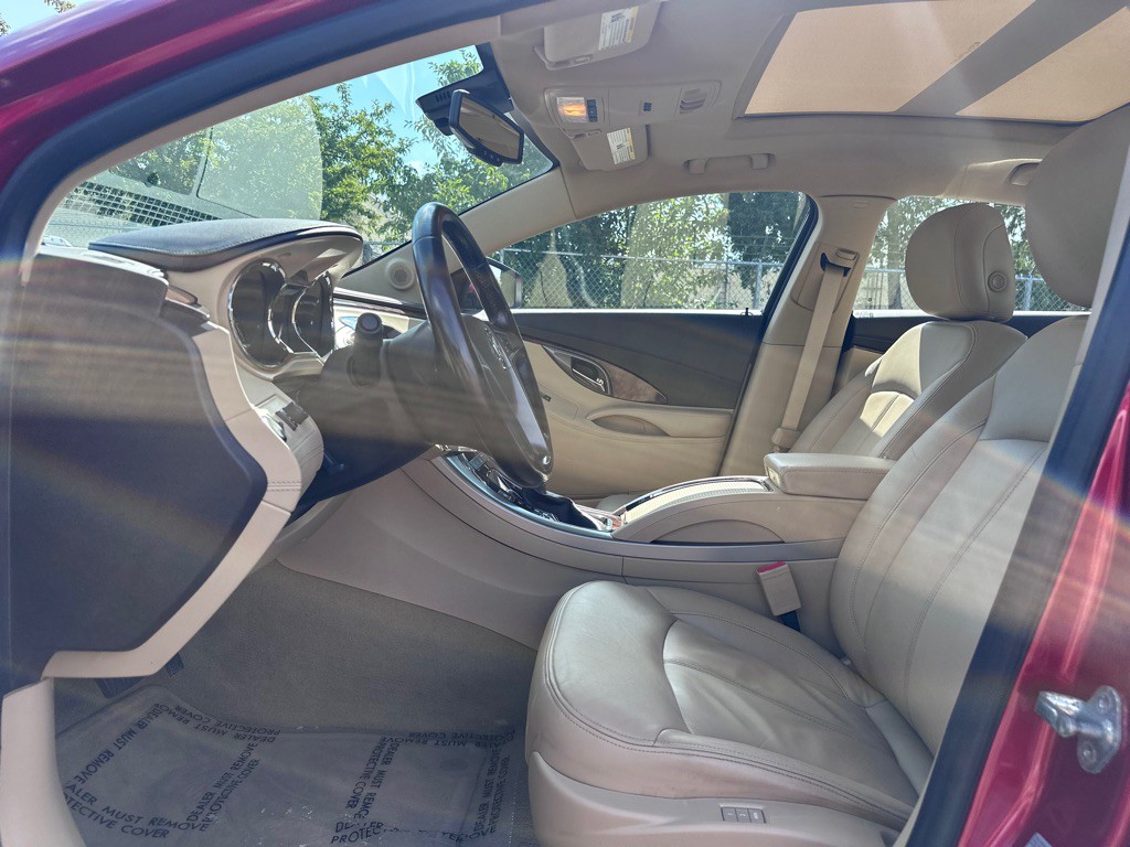 2012 Buick Lacrosse Image 10