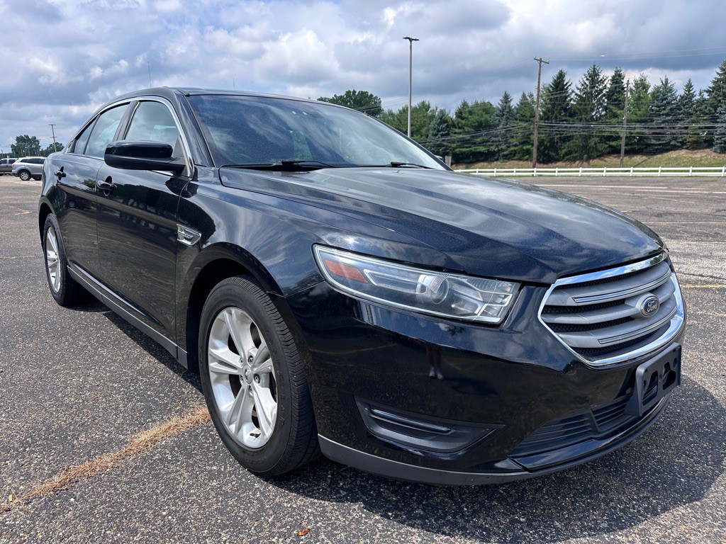 2018 Ford Taurus Image 7