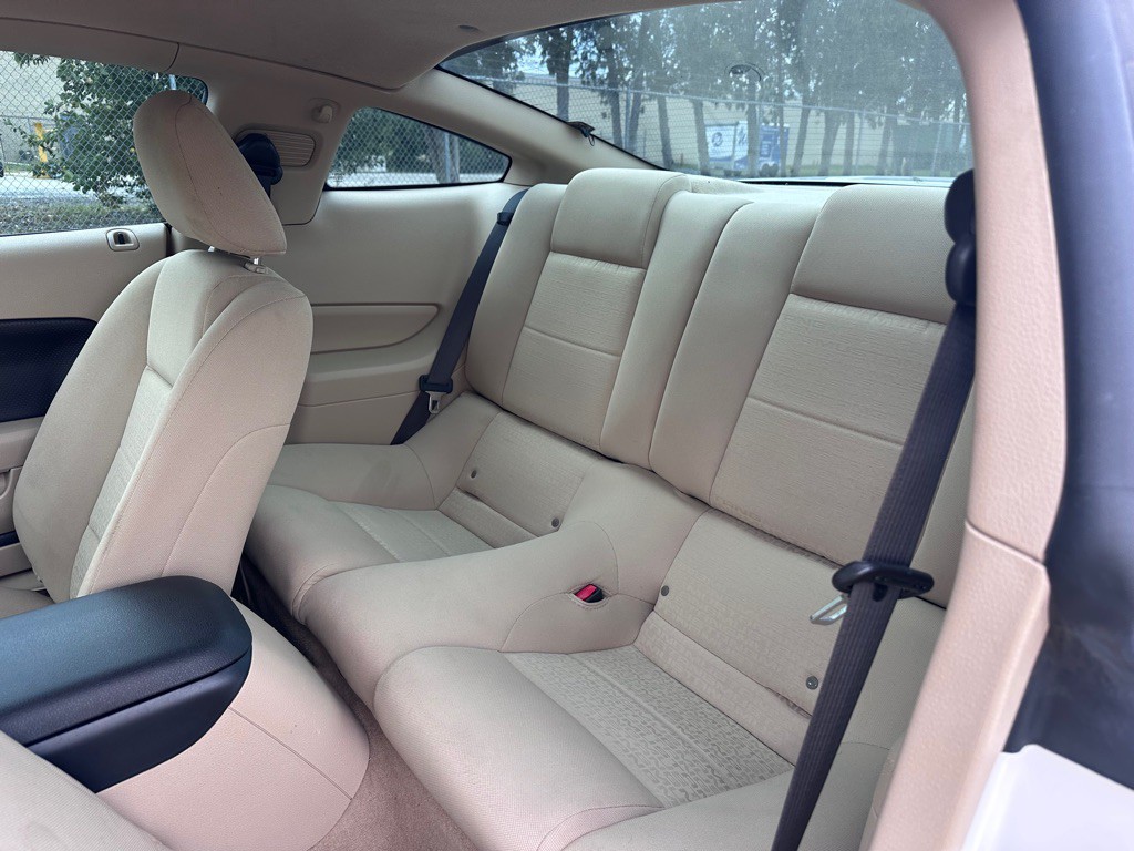 2007 Ford Mustang Image 11