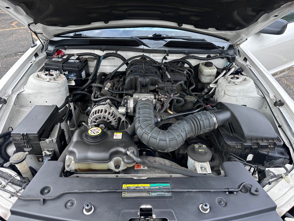 2007 Ford Mustang Image 16
