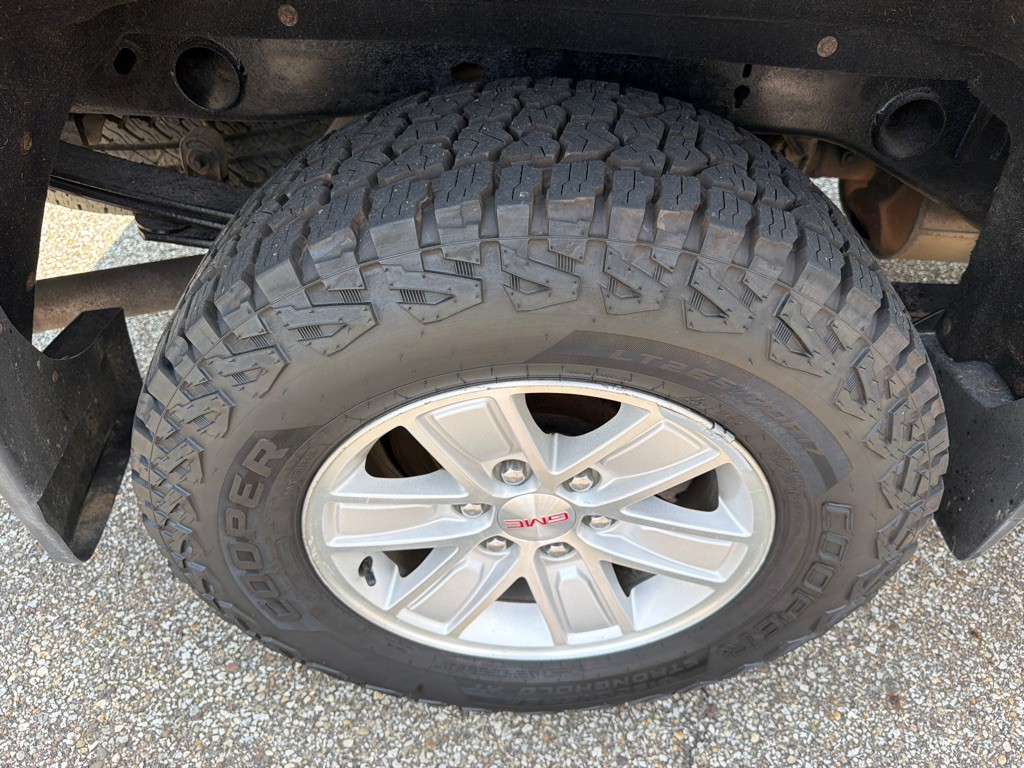 2016 GMC Sierra Image 20
