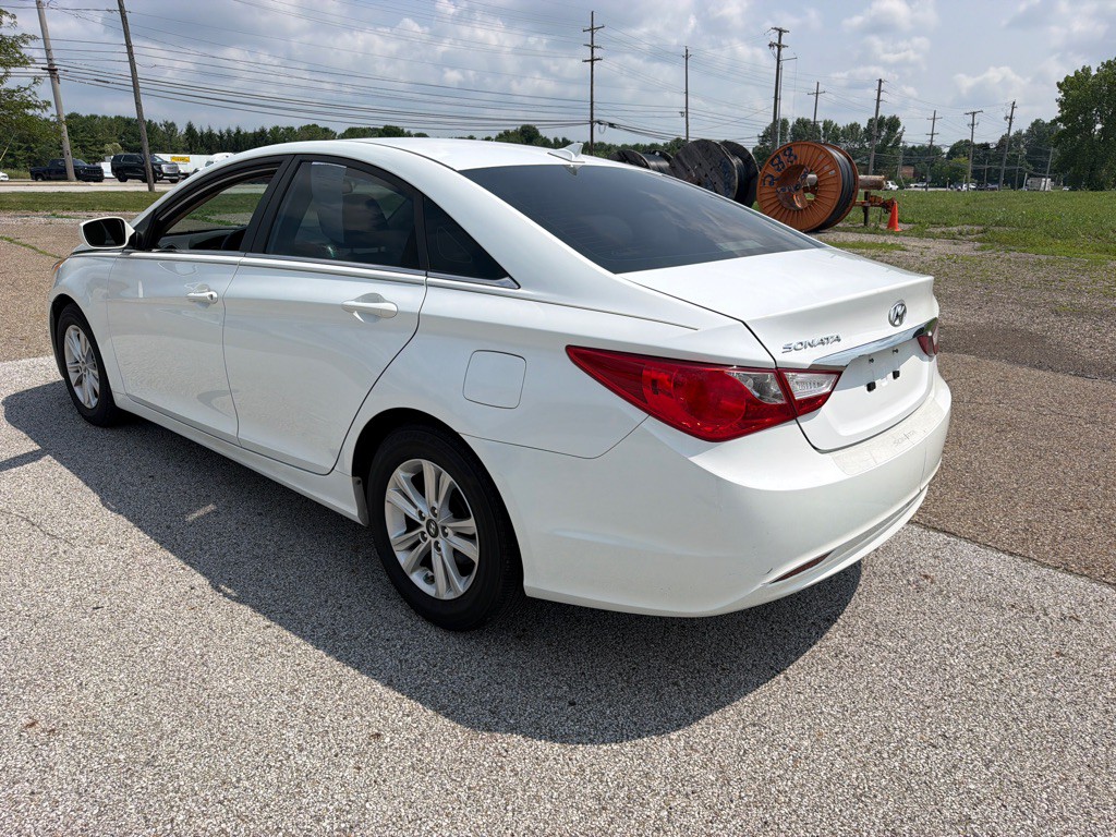 2012 Hyundai Sonata Image 7