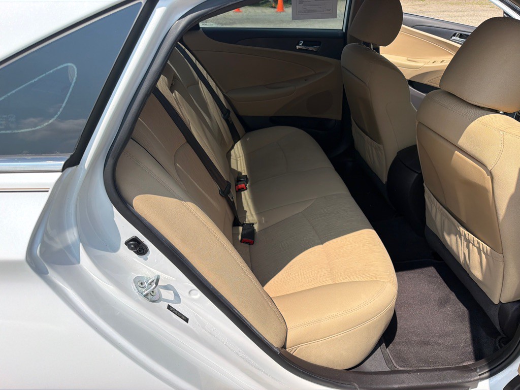 2012 Hyundai Sonata Image 14