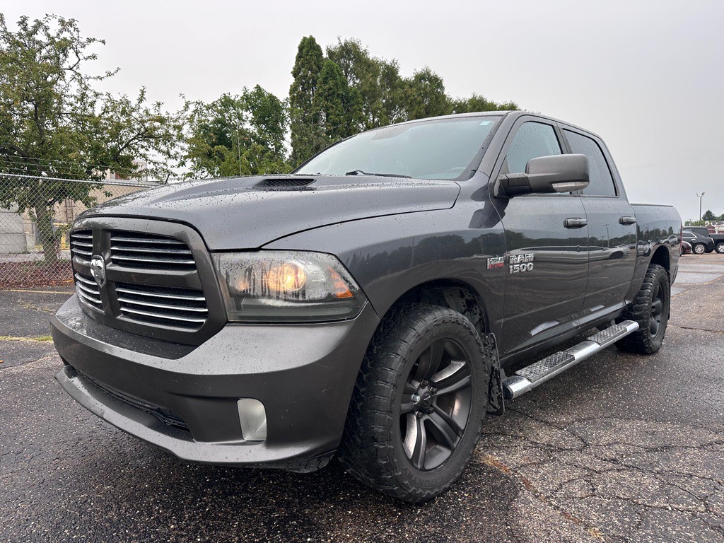 2014 RAM 1500 Image 1