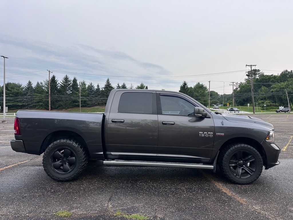 2014 RAM 1500 Image 7
