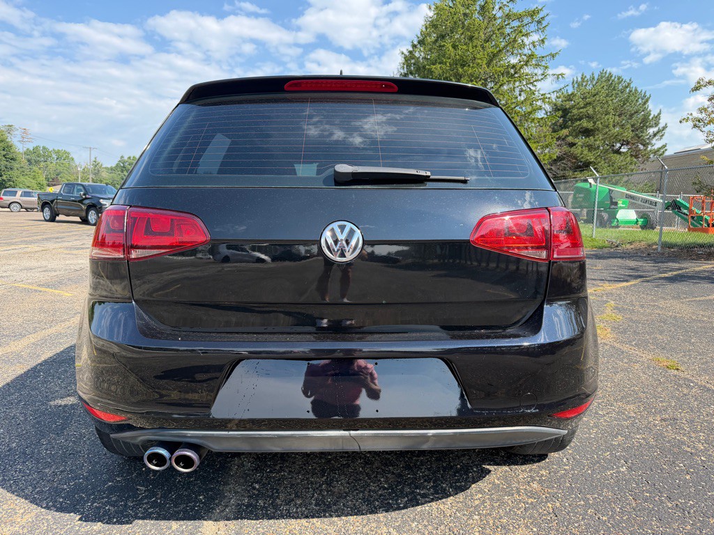 2015 Volkswagen Golf Image 5
