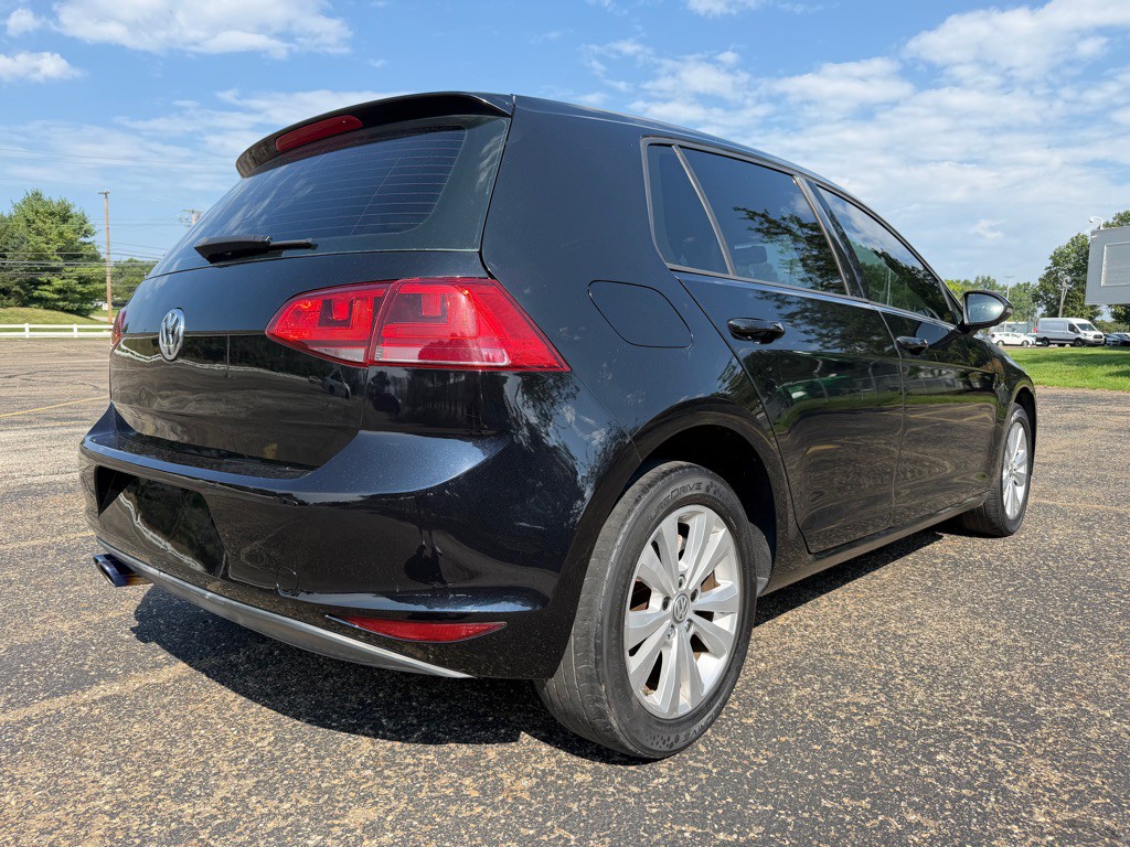 2015 Volkswagen Golf Image 6