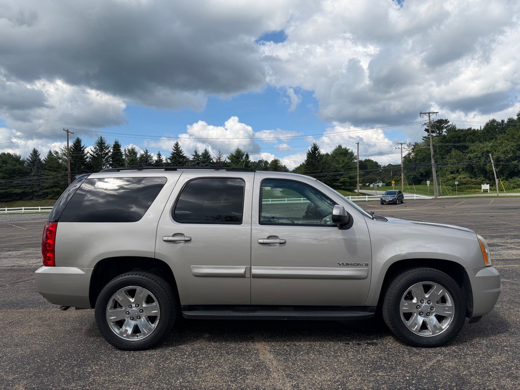 2007 GMC Yukon Image 6