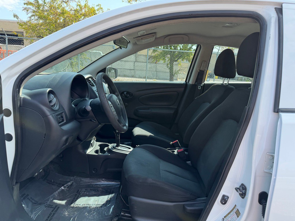 2018 Nissan Versa Image 10