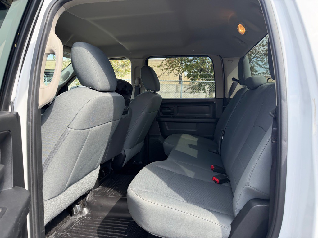 2015 RAM 1500 Image 10