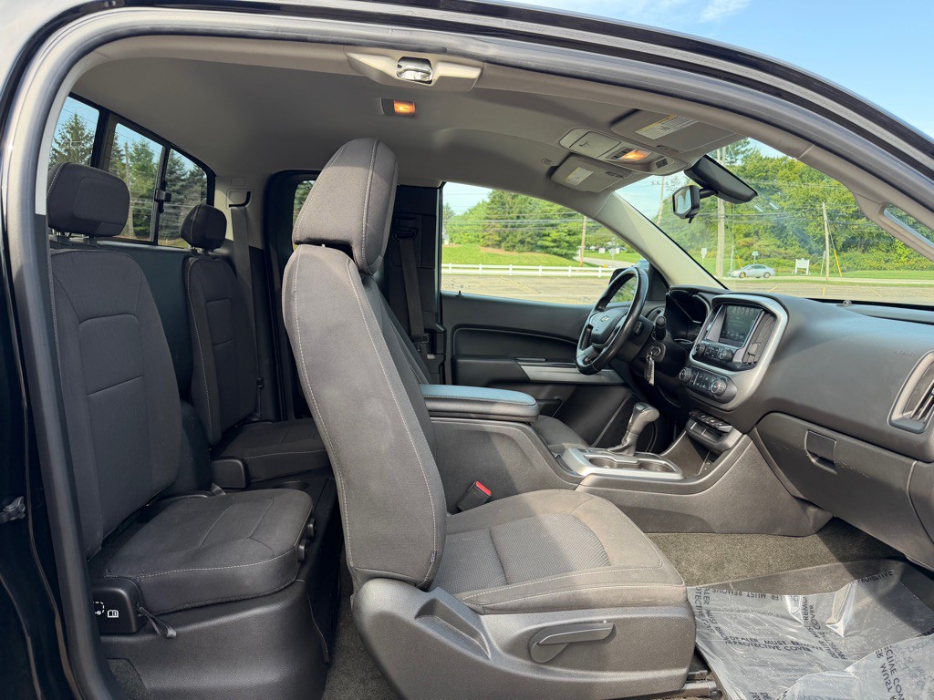 2018 Chevrolet Colorado Image 12