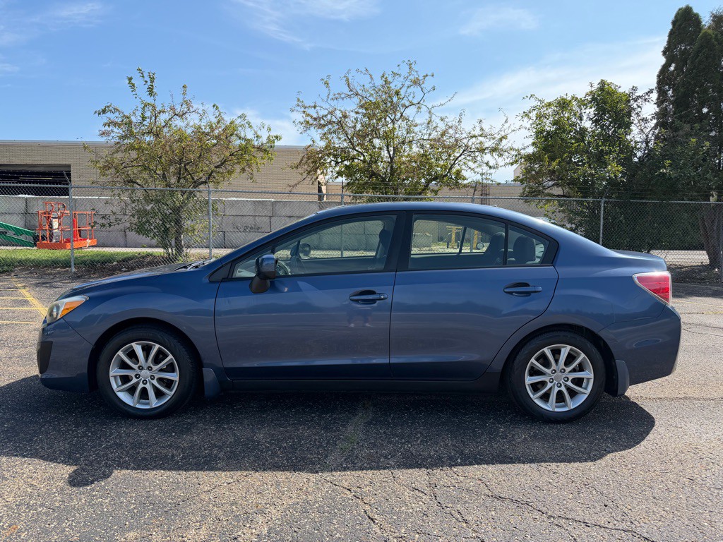 2013 Subaru Impreza Image 2
