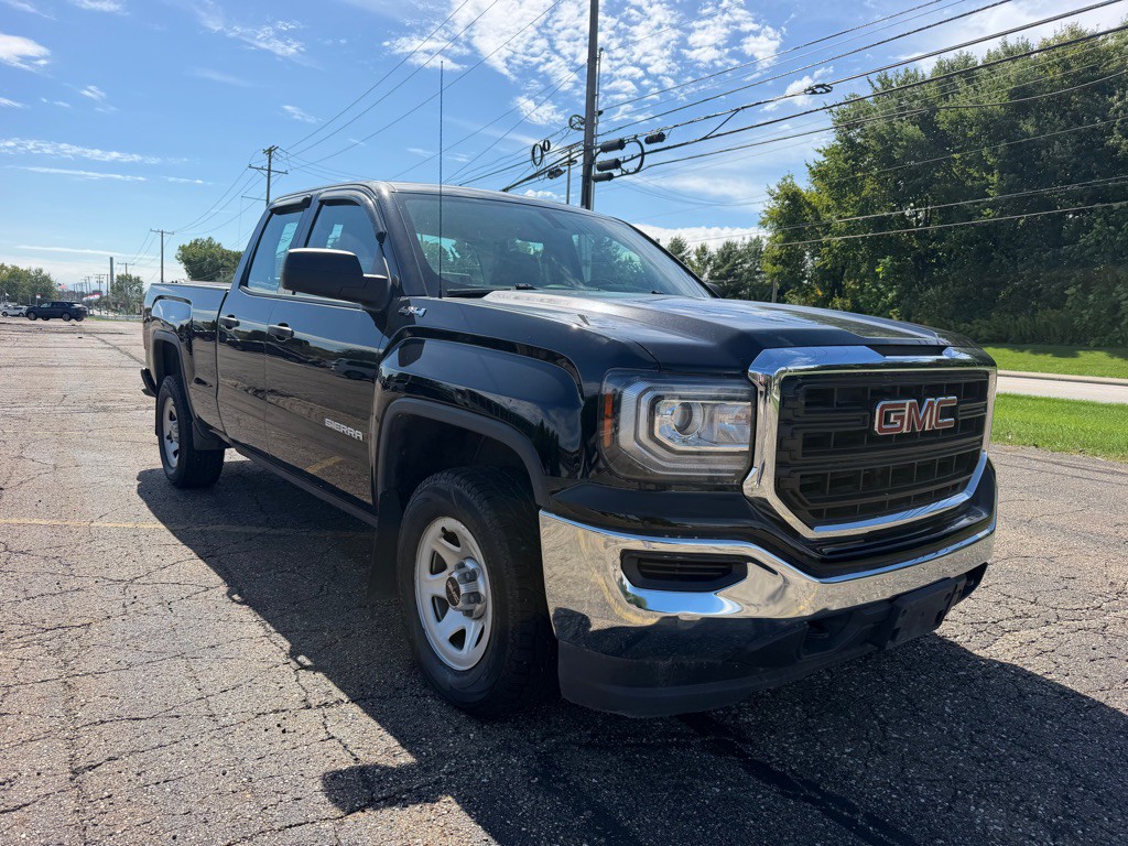 2018 GMC Sierra Image 3