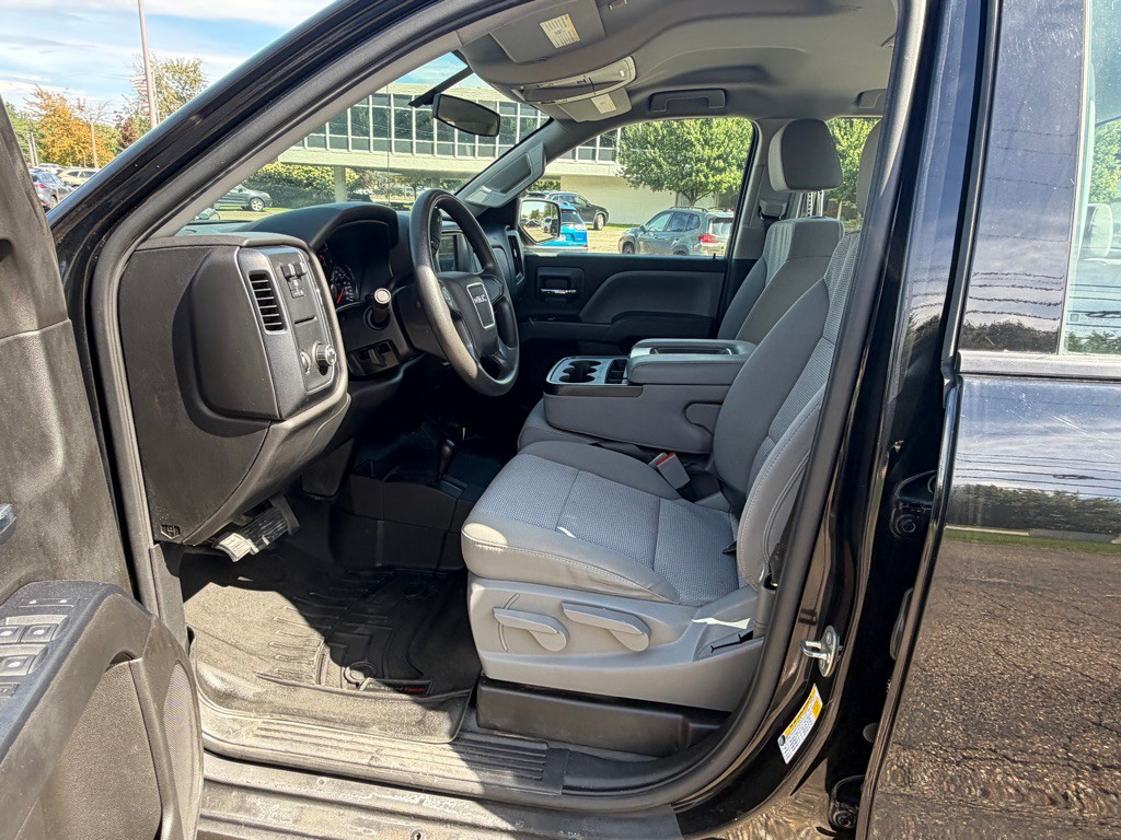 2018 GMC Sierra Image 9