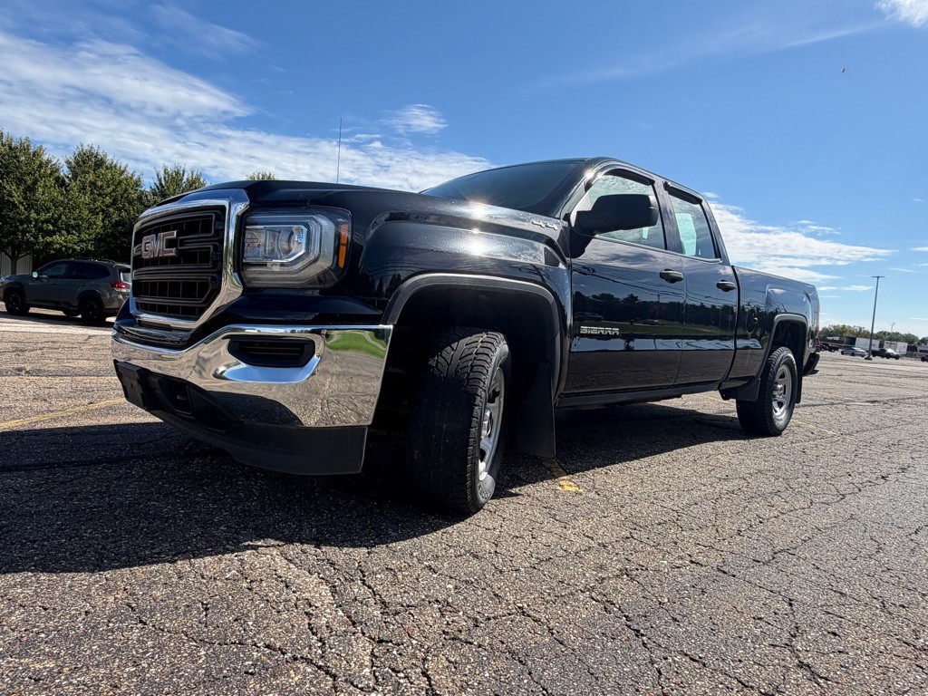 2018 GMC Sierra Image 16