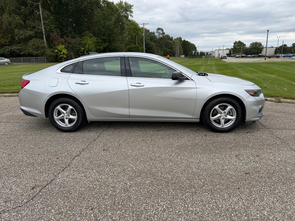 2018 Chevrolet Malibu Image 7