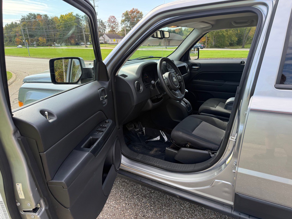2014 Jeep Patriot Image 10