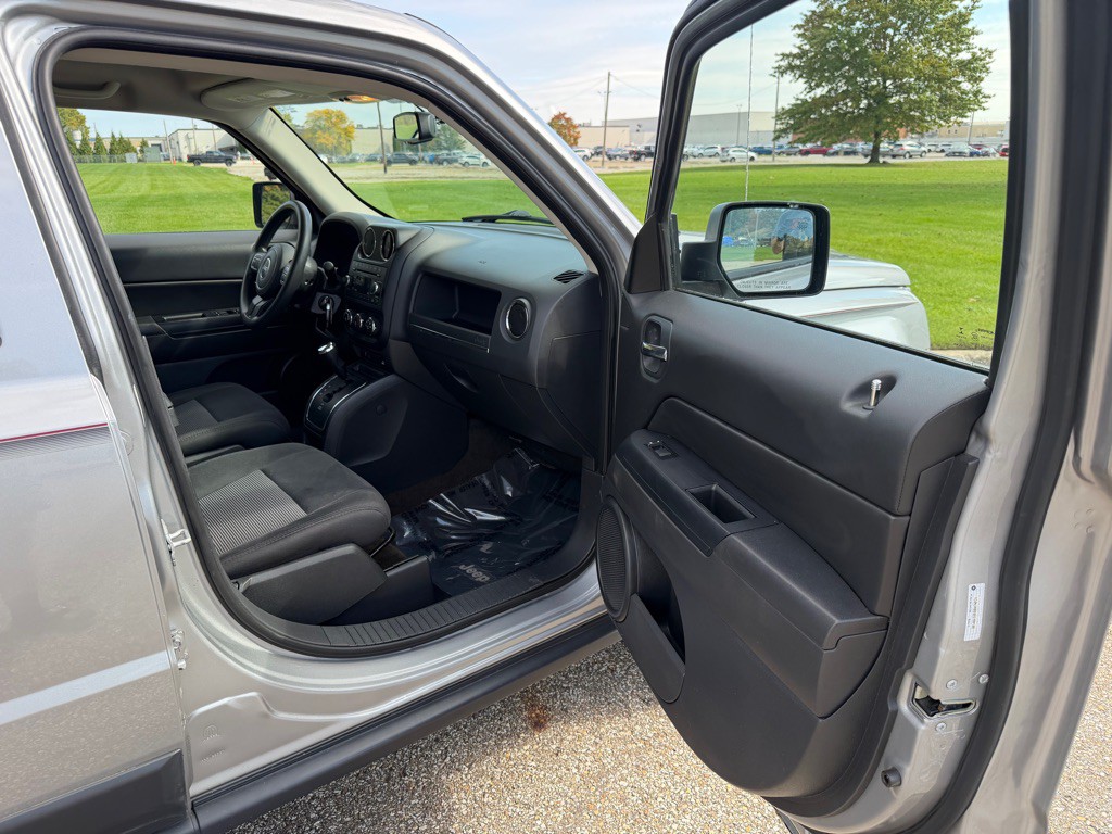 2014 Jeep Patriot Image 13