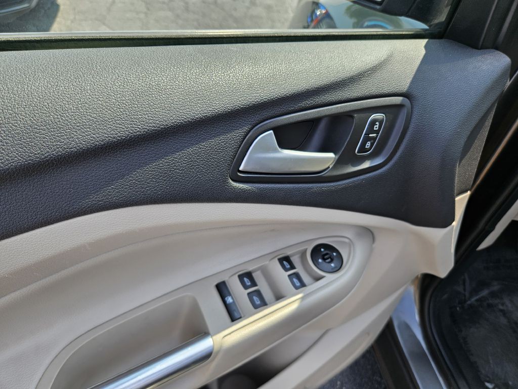 2018 Ford Escape Image 24