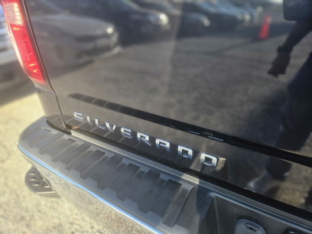 2015 Chevrolet Silverado 1500 Image 8