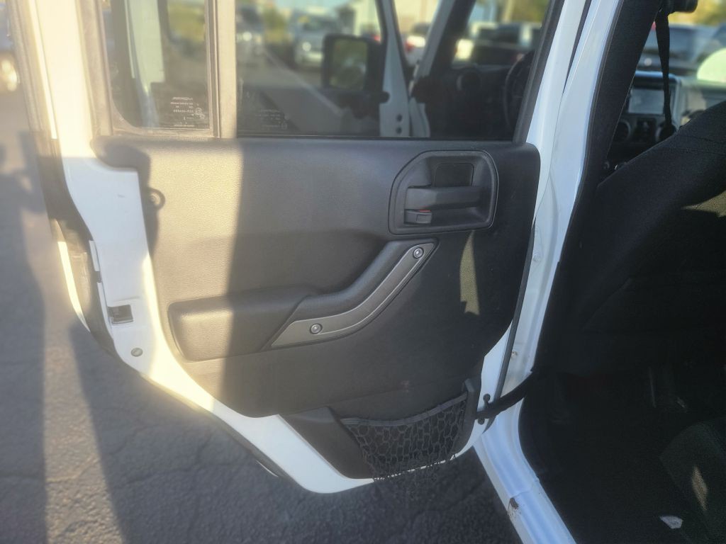 2015 Jeep Wrangler Unlimited Image 33