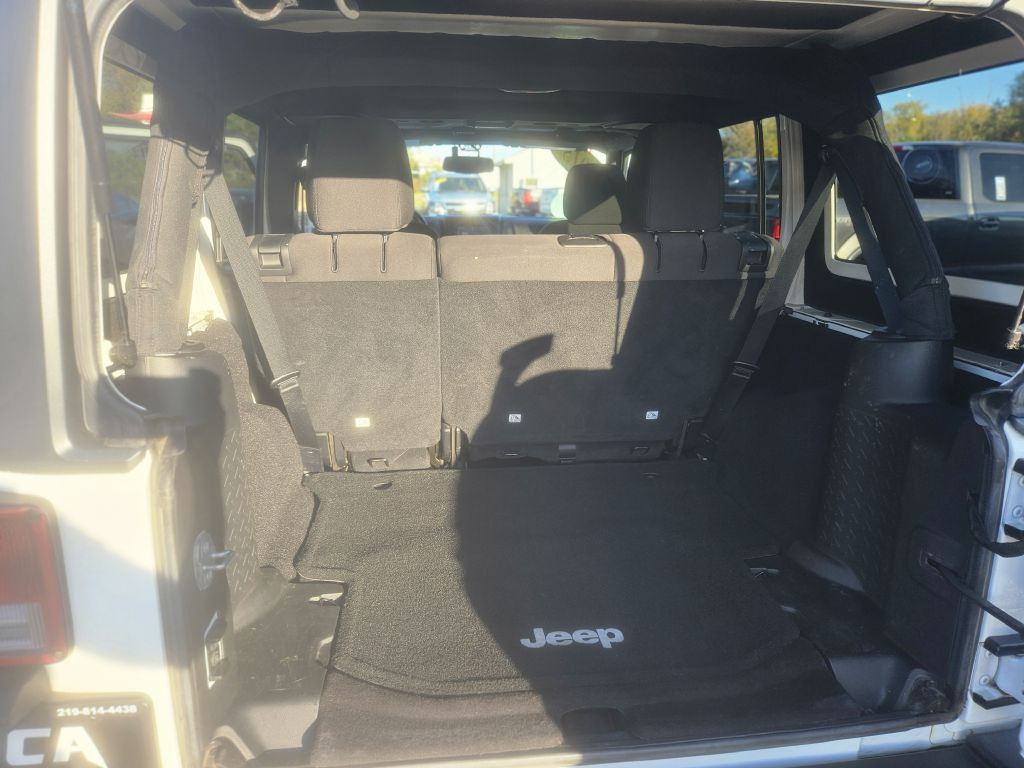 2015 Jeep Wrangler Unlimited Image 38