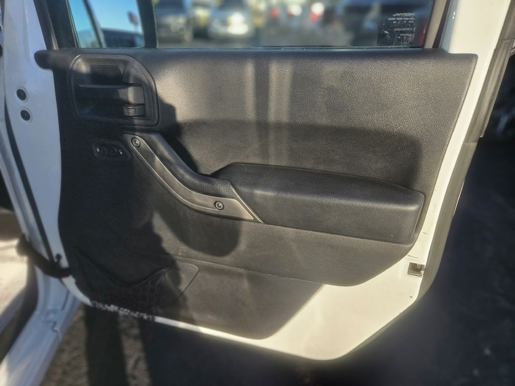 2015 Jeep Wrangler Unlimited Image 41