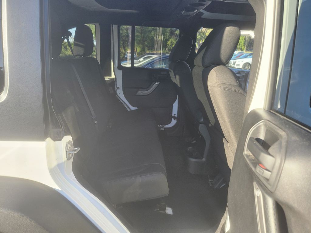 2015 Jeep Wrangler Unlimited Image 46