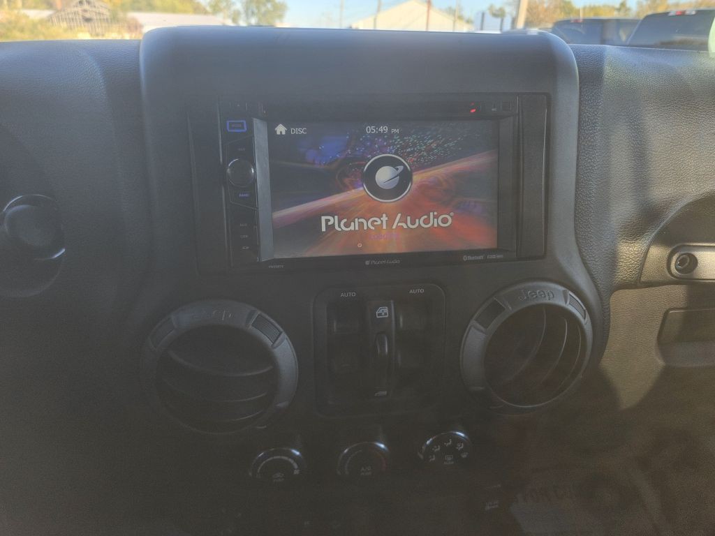 2015 Jeep Wrangler Unlimited Image 30