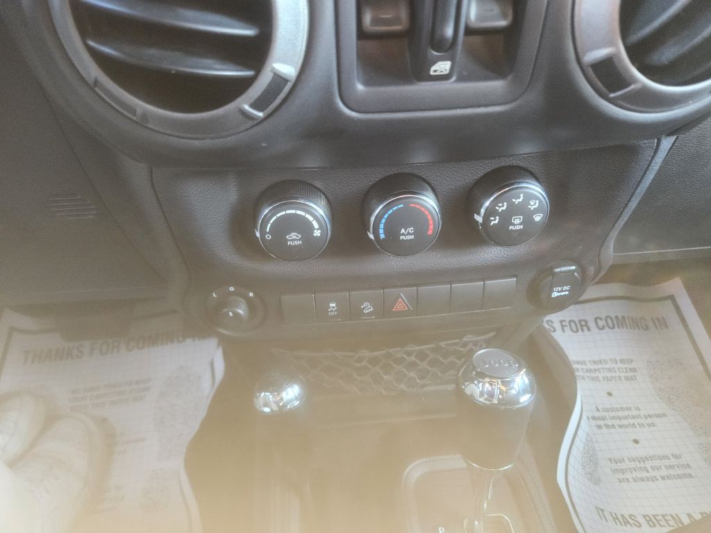 2015 Jeep Wrangler Unlimited Image 31