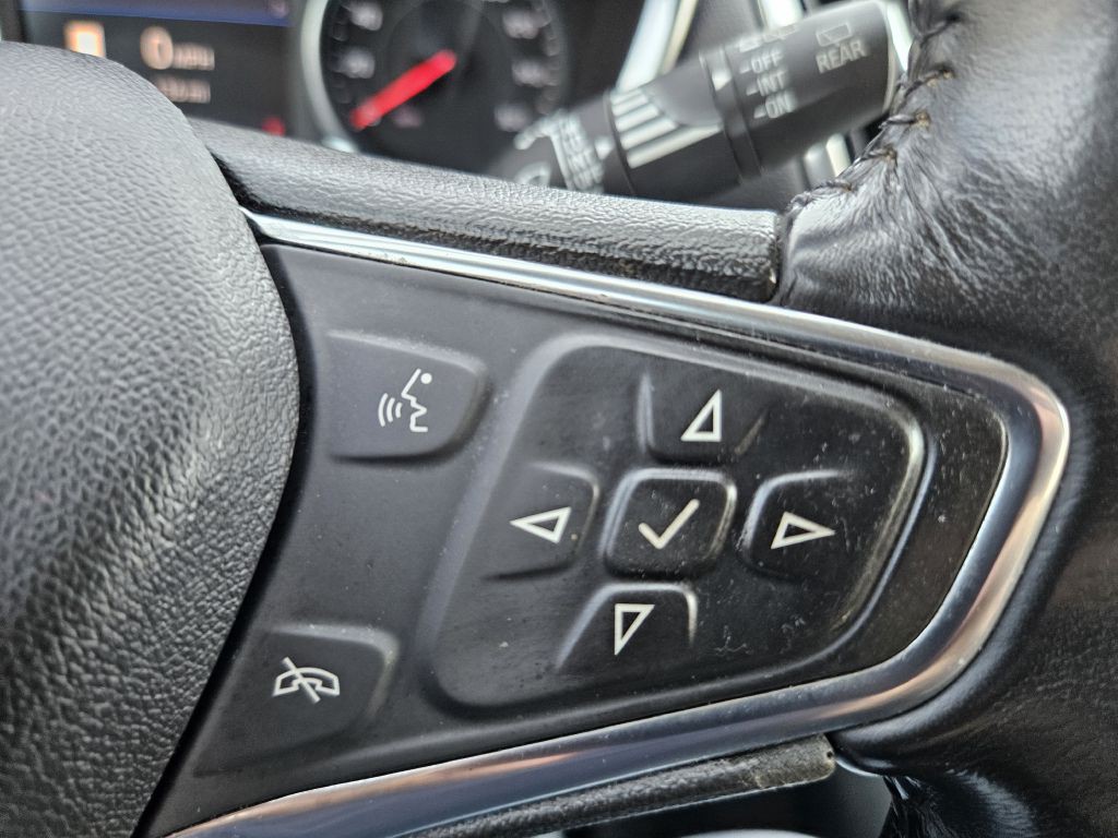 2019 Chevrolet Equinox Image 30