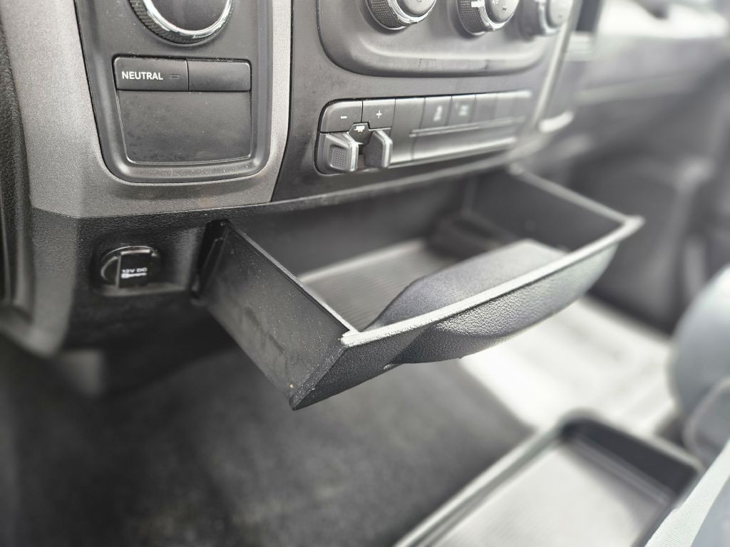 2018 RAM 1500 Image 34