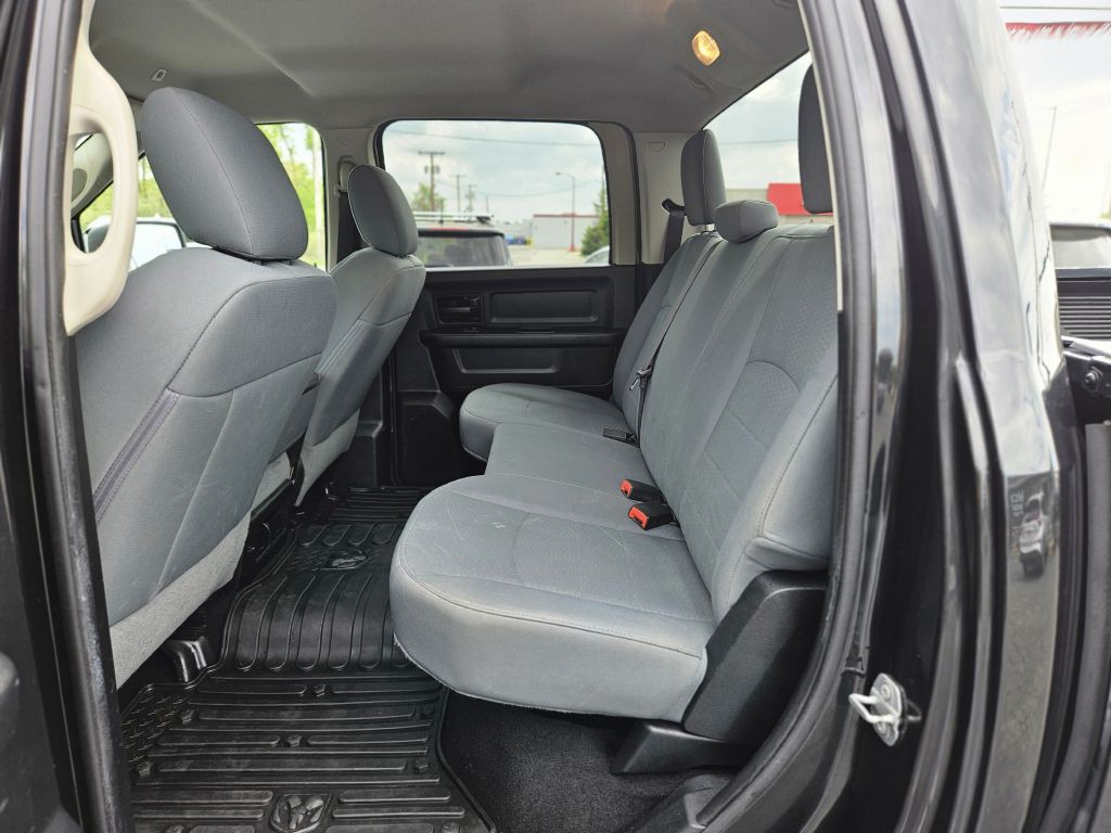 2018 RAM 1500 Image 38