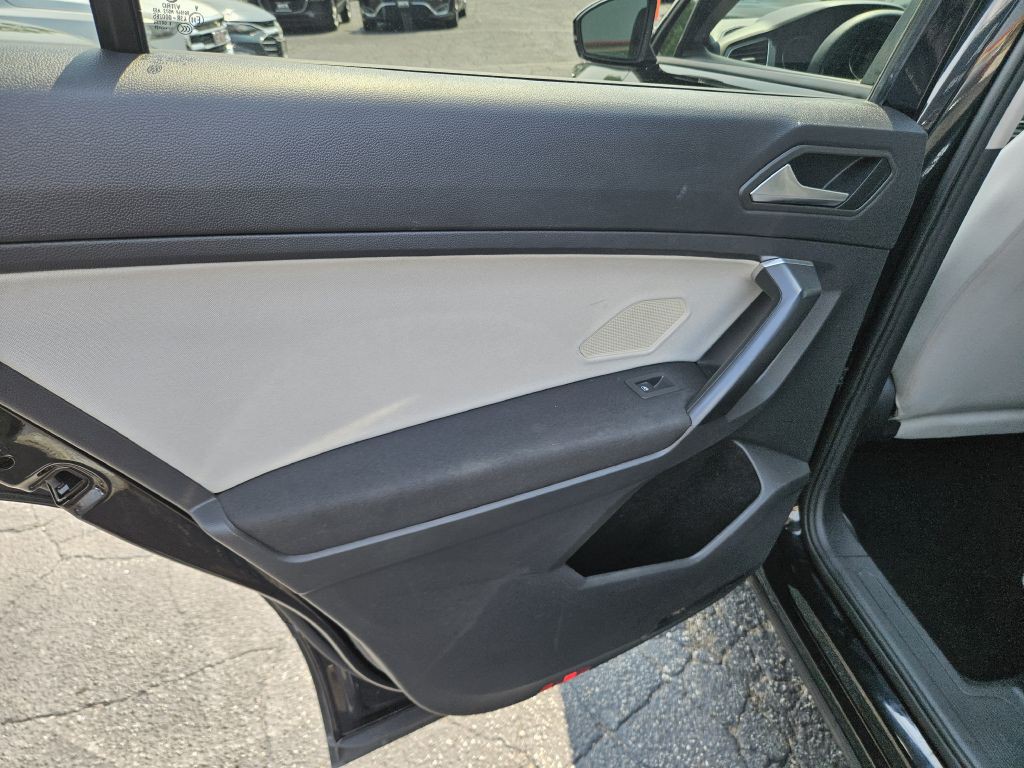 2021 Volkswagen Tiguan Image 36