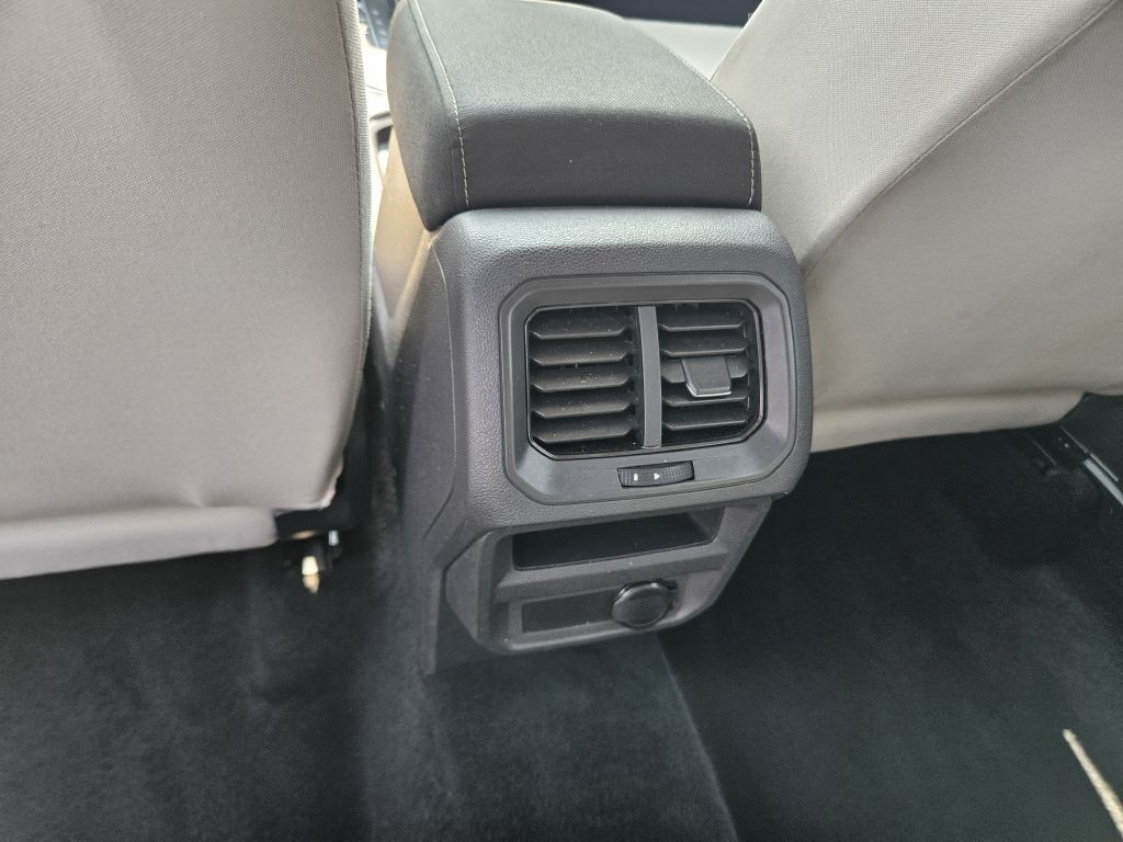 2021 Volkswagen Tiguan Image 39