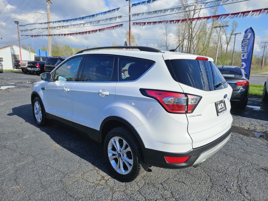 2018 Ford Escape Image 9