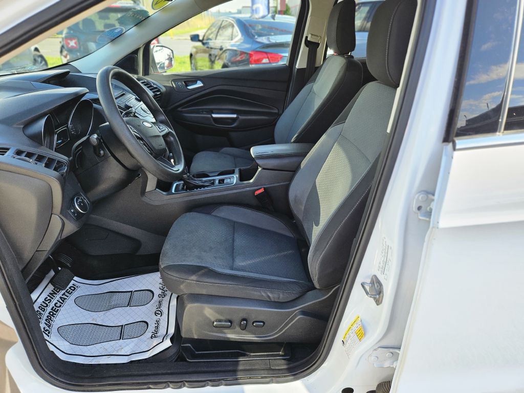 2018 Ford Escape Image 19